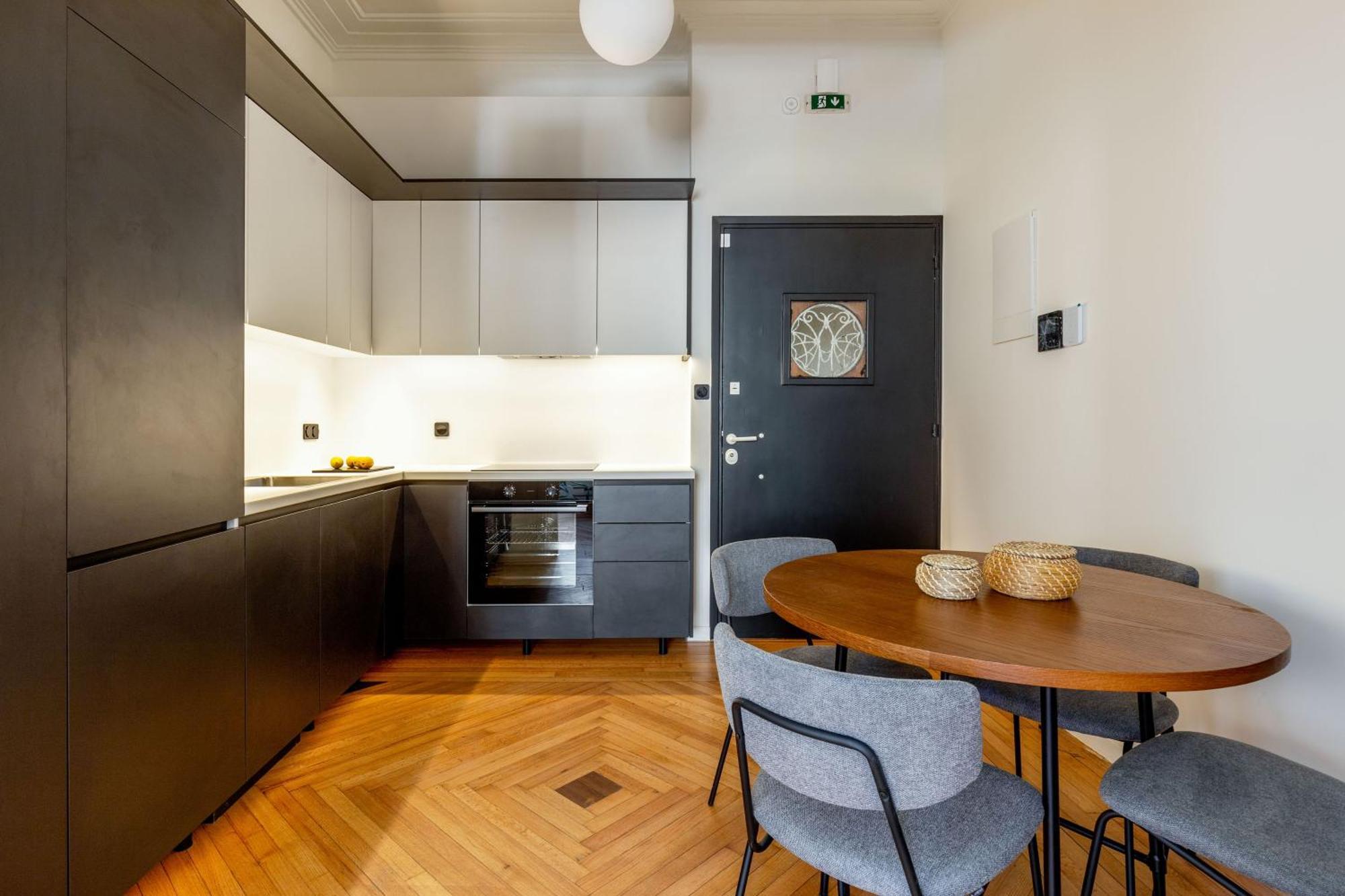 Apartment The Met By Zoia Living