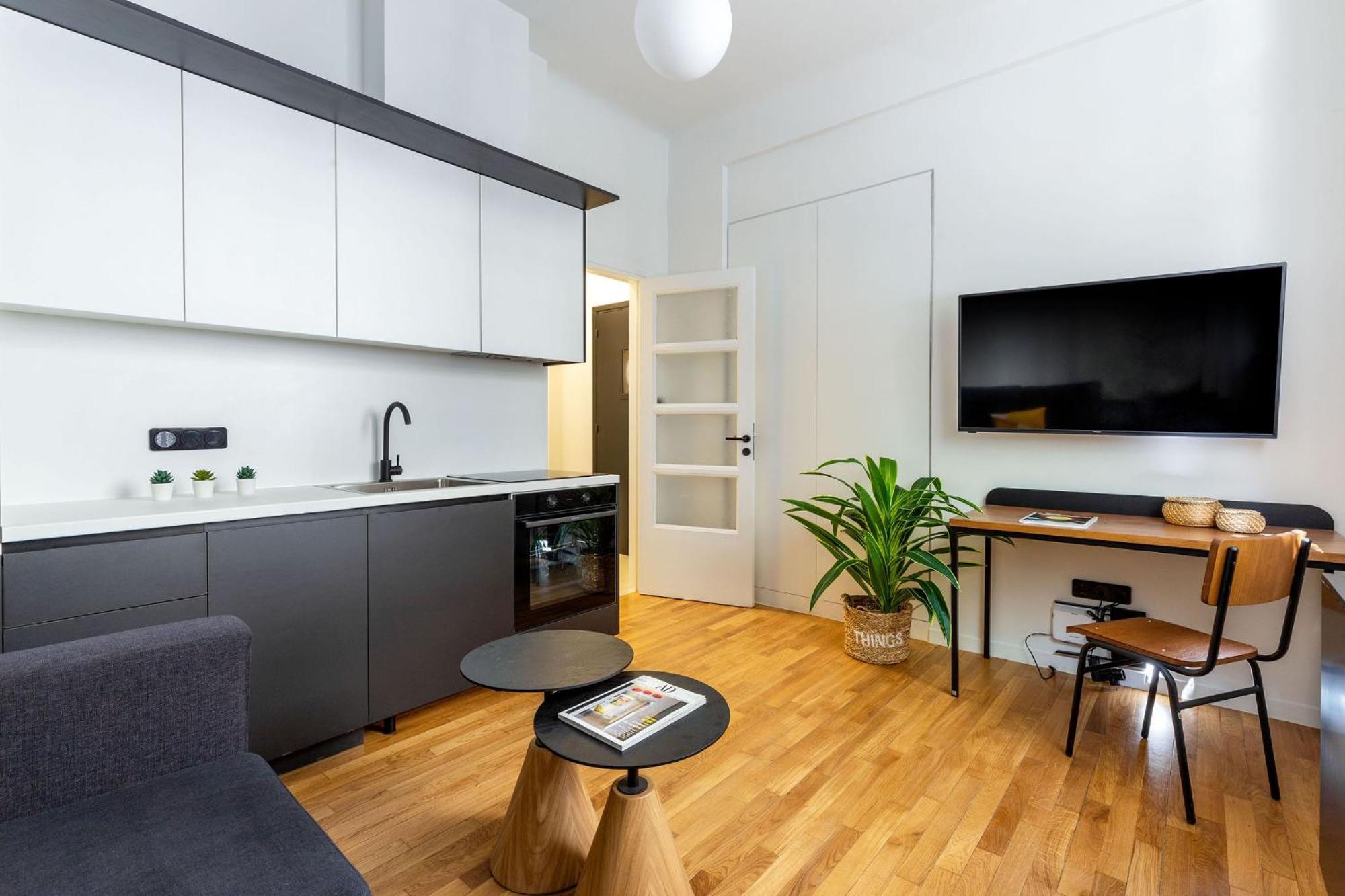 The Met By Zoia Living Apartment